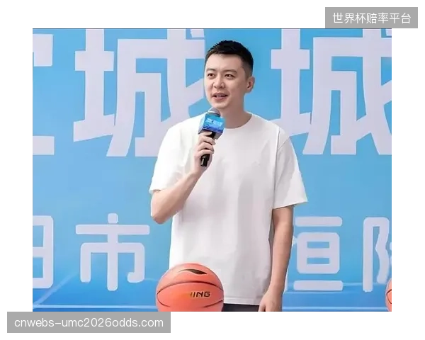 杨鸣指导休赛期动向明确，其战术体系将为新东家注入活力。
